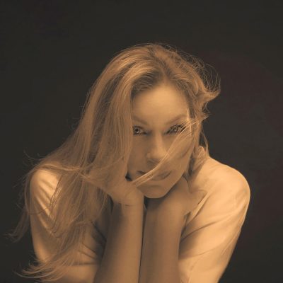 Jennifer-Holloway-2019--(Maximo)--156-bis
